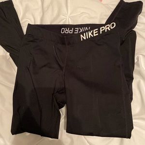 nike athletic leggings